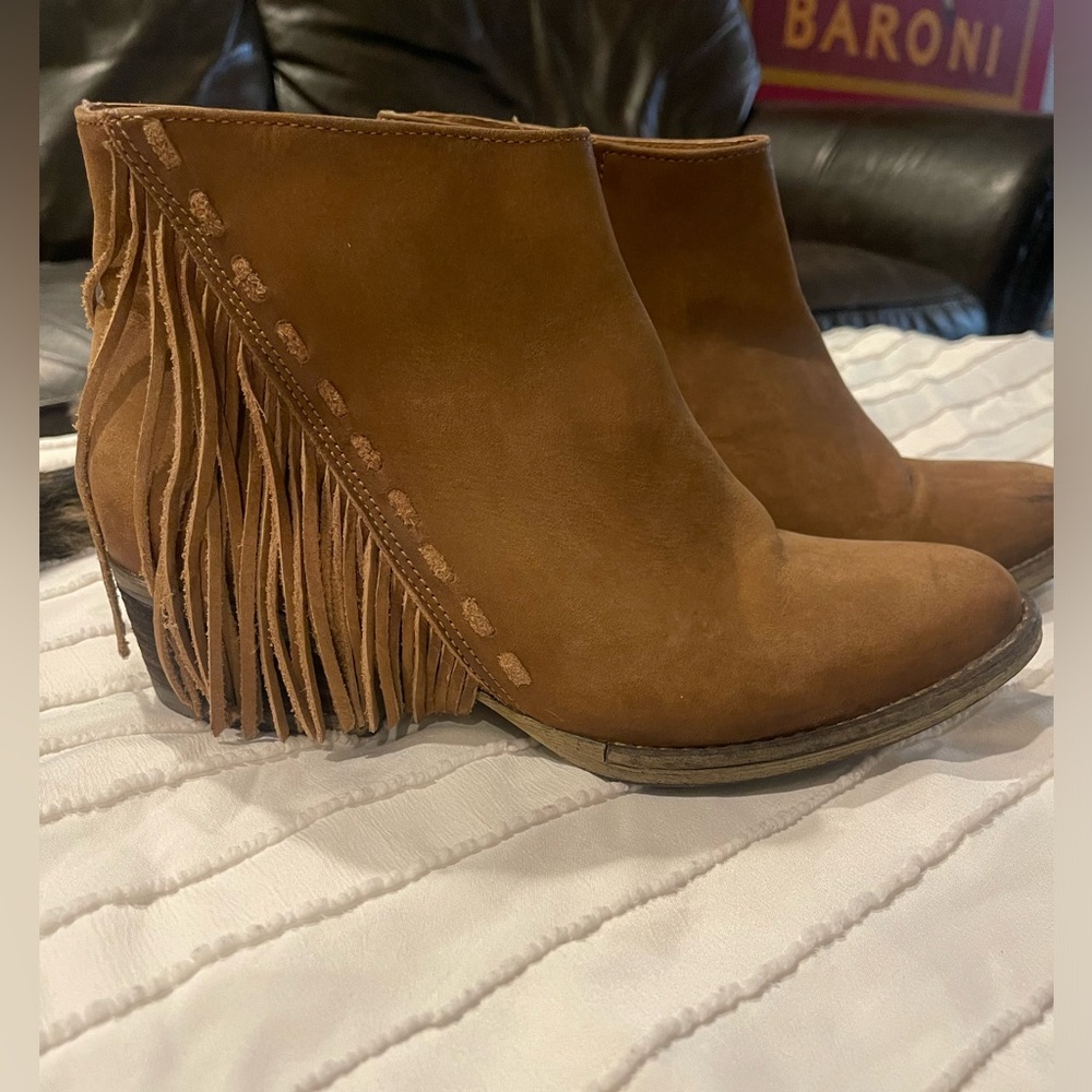 Circle G fringe booties. Tan size 8.5